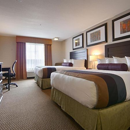 Best Western Bonnyville Inn & Suites Εξωτερικό φωτογραφία