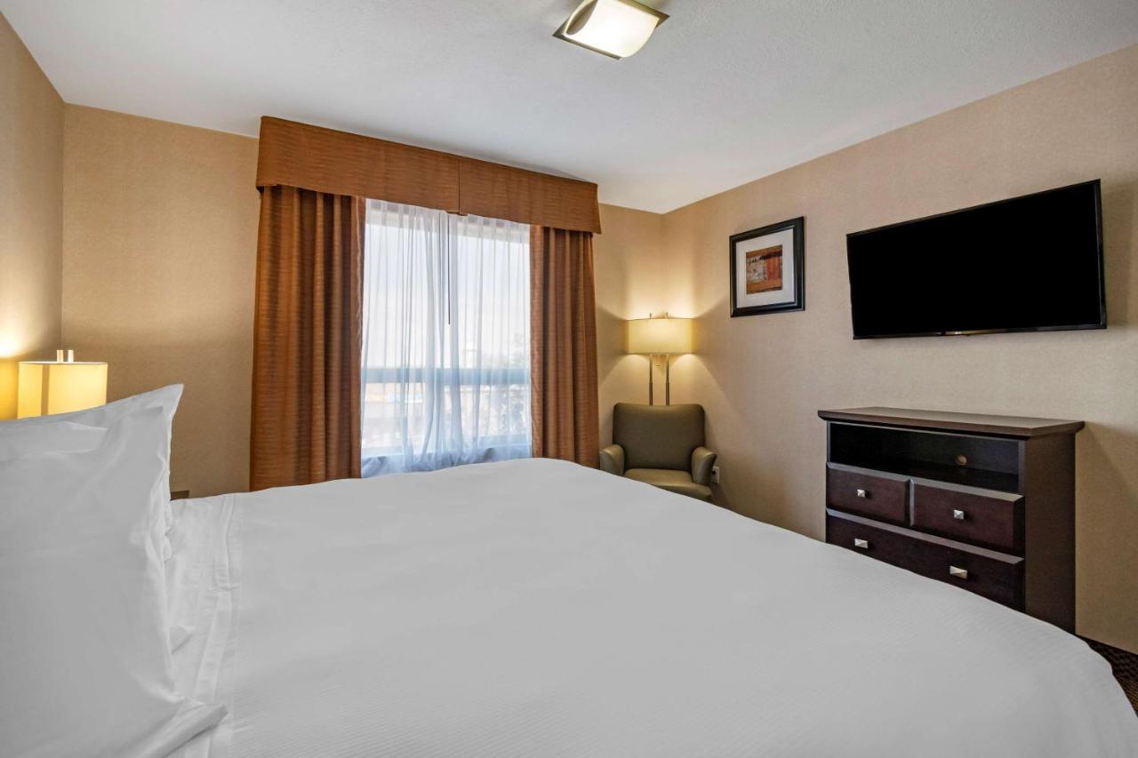 Best Western Bonnyville Inn & Suites Εξωτερικό φωτογραφία