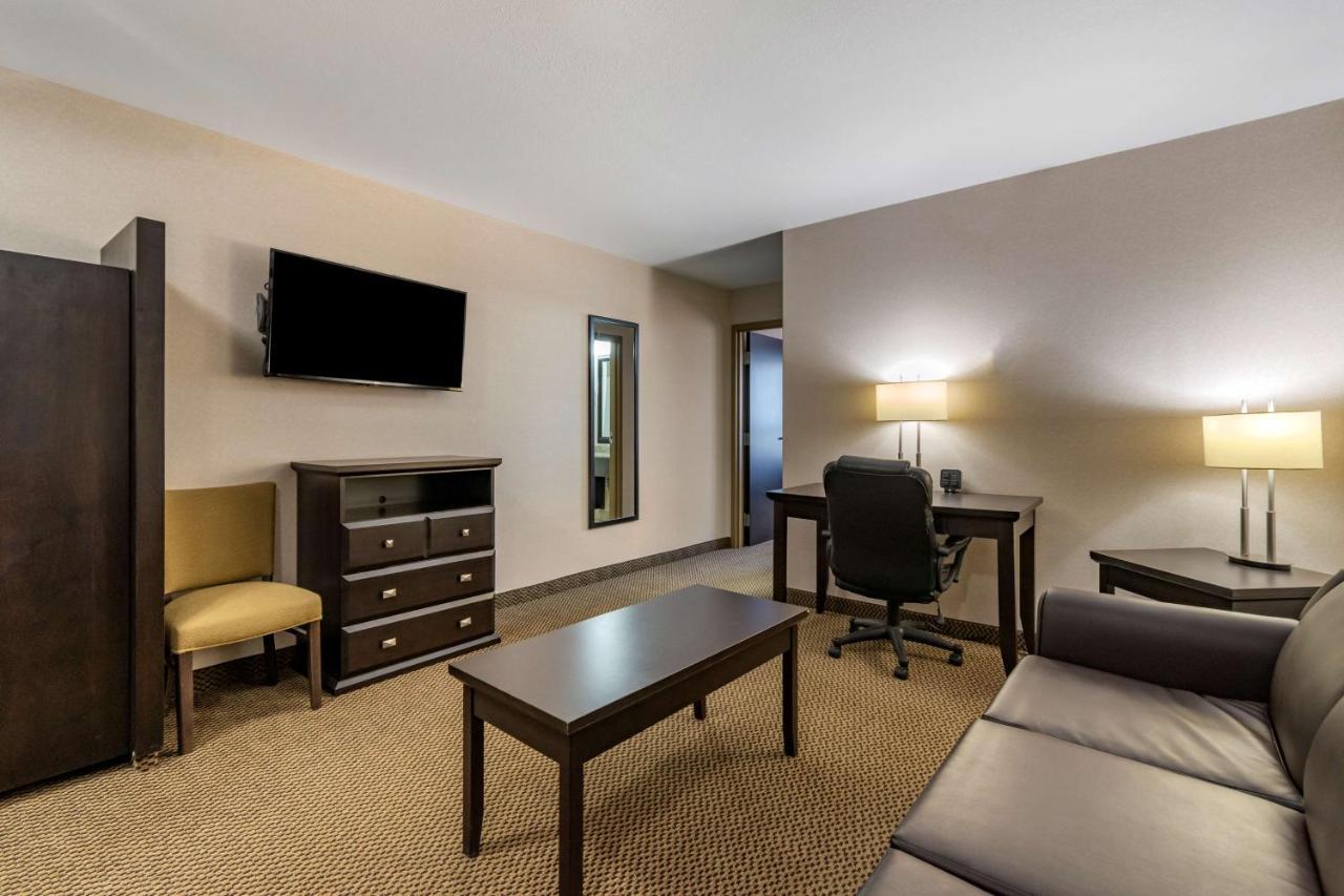 Best Western Bonnyville Inn & Suites Εξωτερικό φωτογραφία