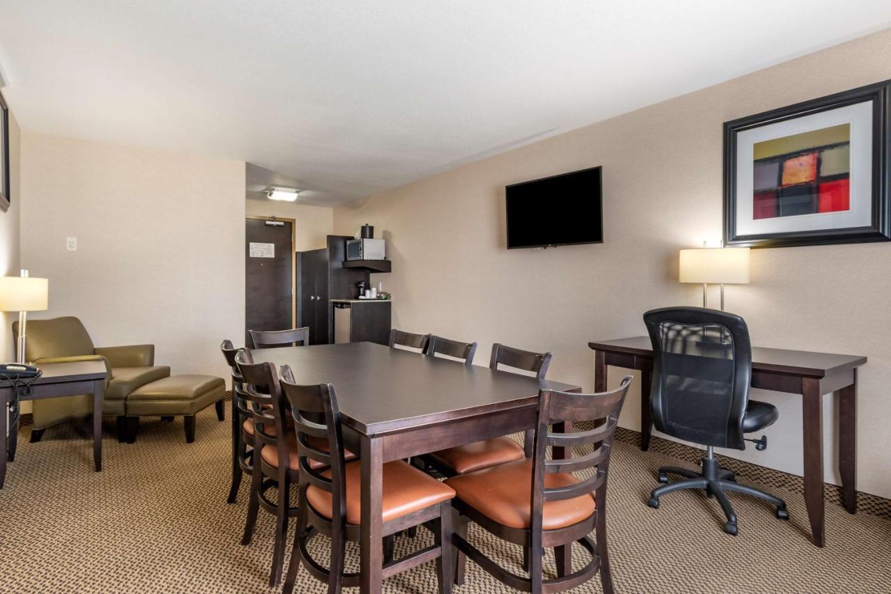 Best Western Bonnyville Inn & Suites Εξωτερικό φωτογραφία