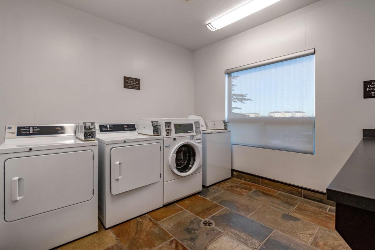 Best Western Bonnyville Inn & Suites Εξωτερικό φωτογραφία