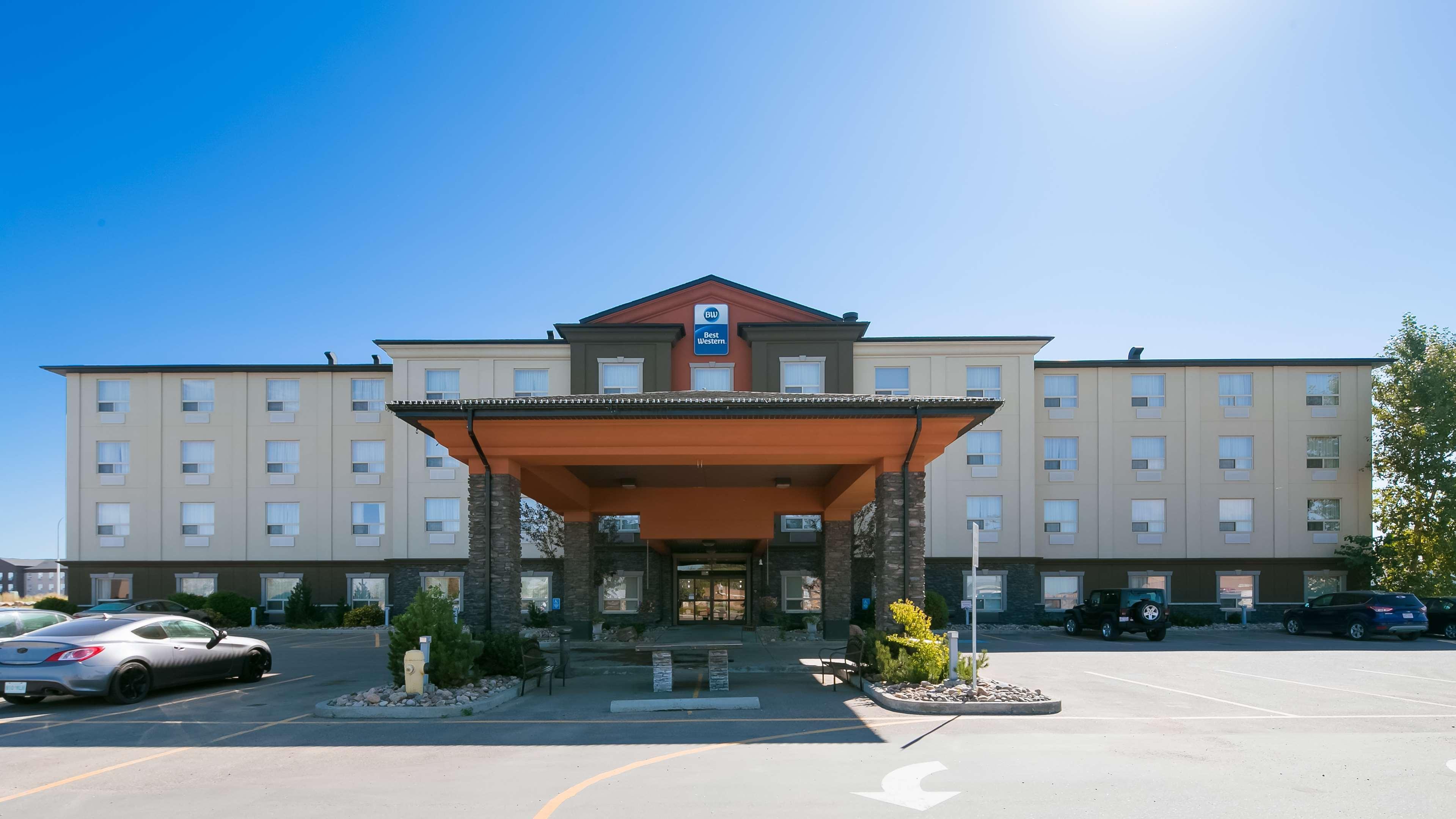 Best Western Bonnyville Inn & Suites Εξωτερικό φωτογραφία
