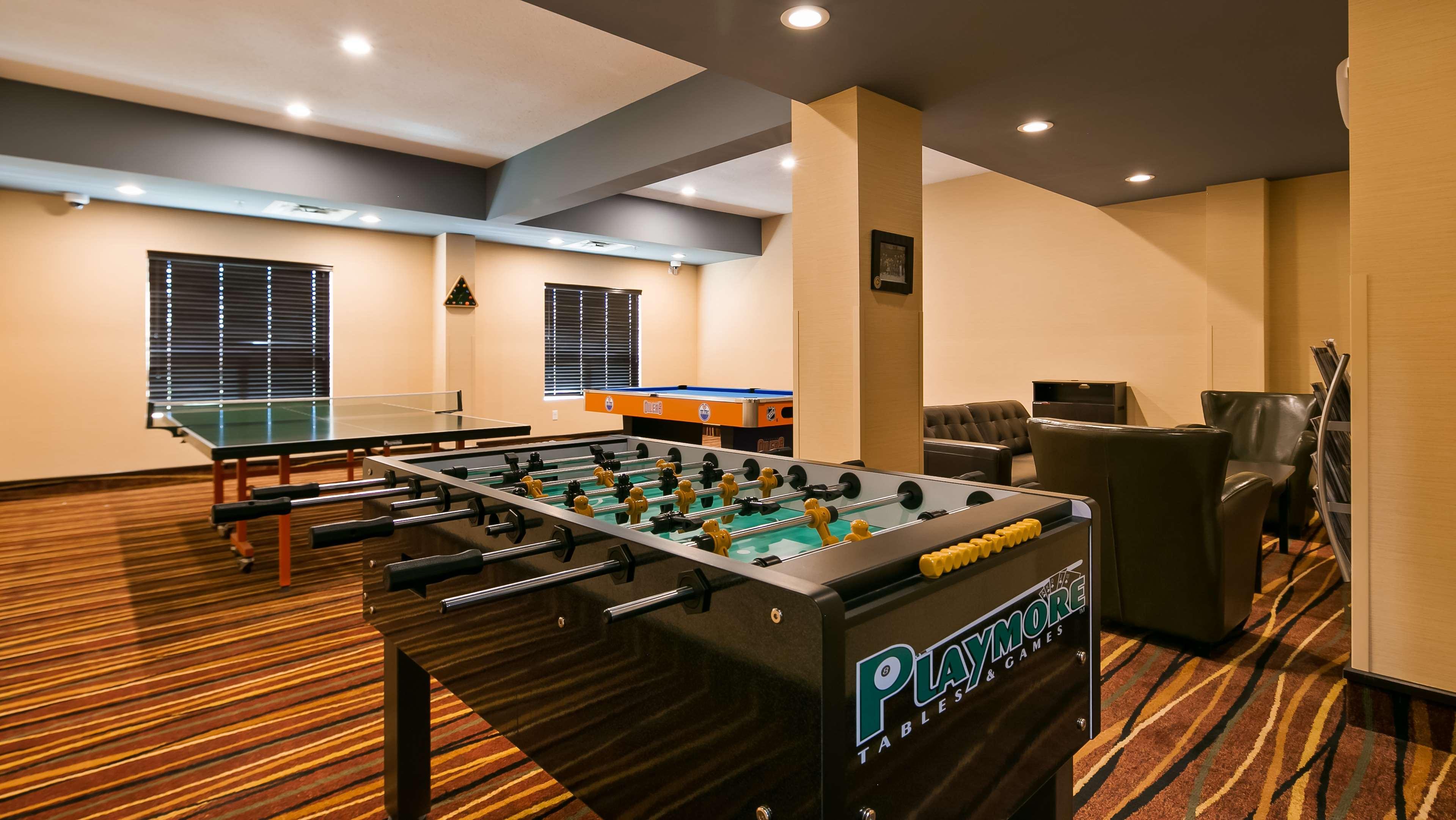 Best Western Bonnyville Inn & Suites Εξωτερικό φωτογραφία